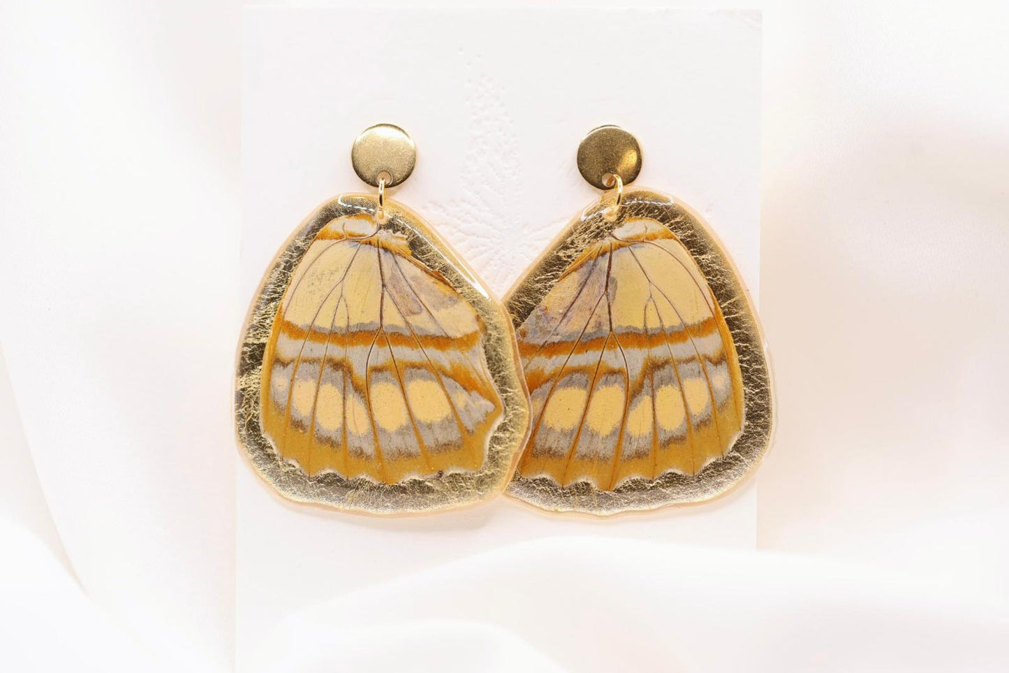 ARETES STELENES DORADOS