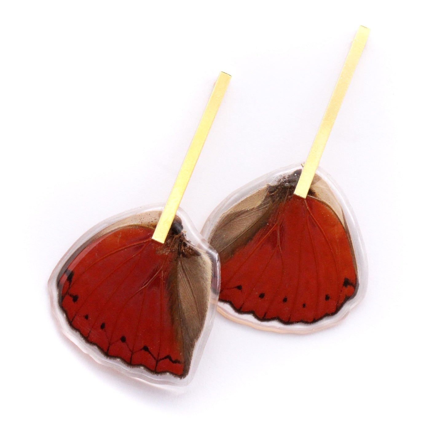 ARETES BARRA ESCARLATA